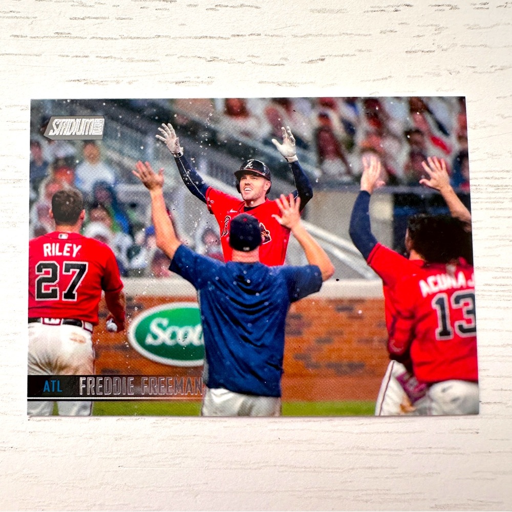 Freddie Freeman Stadium Club 2020
